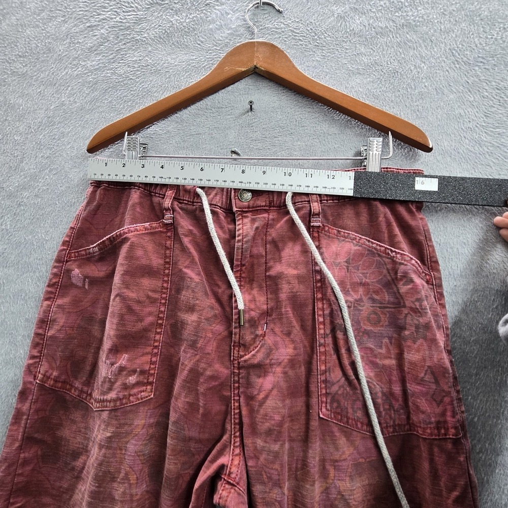 Pilcro Anthropologie Women Pants M Red Floral Trailblazer Jogger Distressed 27" - Picture 11 of 16